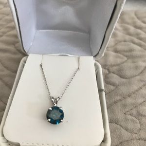 1.5 carat blue diamond necklace
